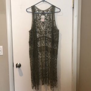 Vanity vest
